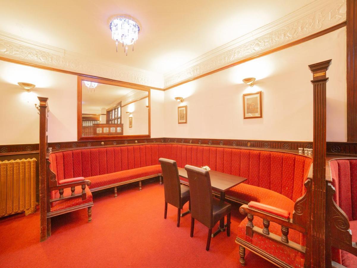 The Royal Hotel Kettering Exterior photo